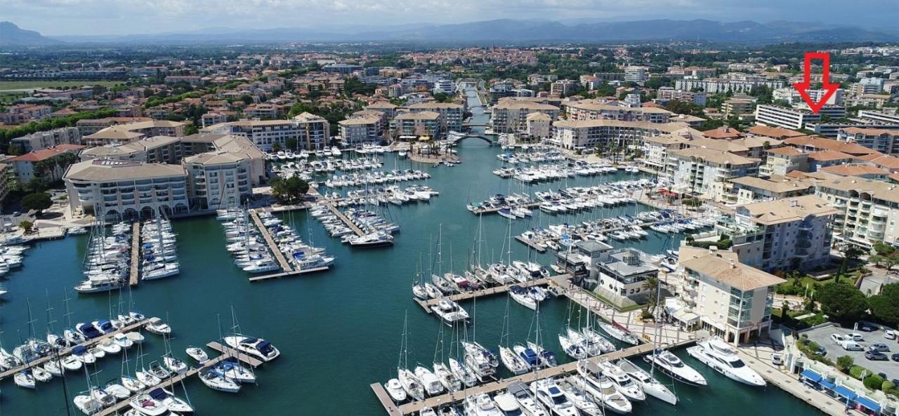Superbe appartement à 100m de la mer, et à coté de la base nature Fréjus Exterior foto
