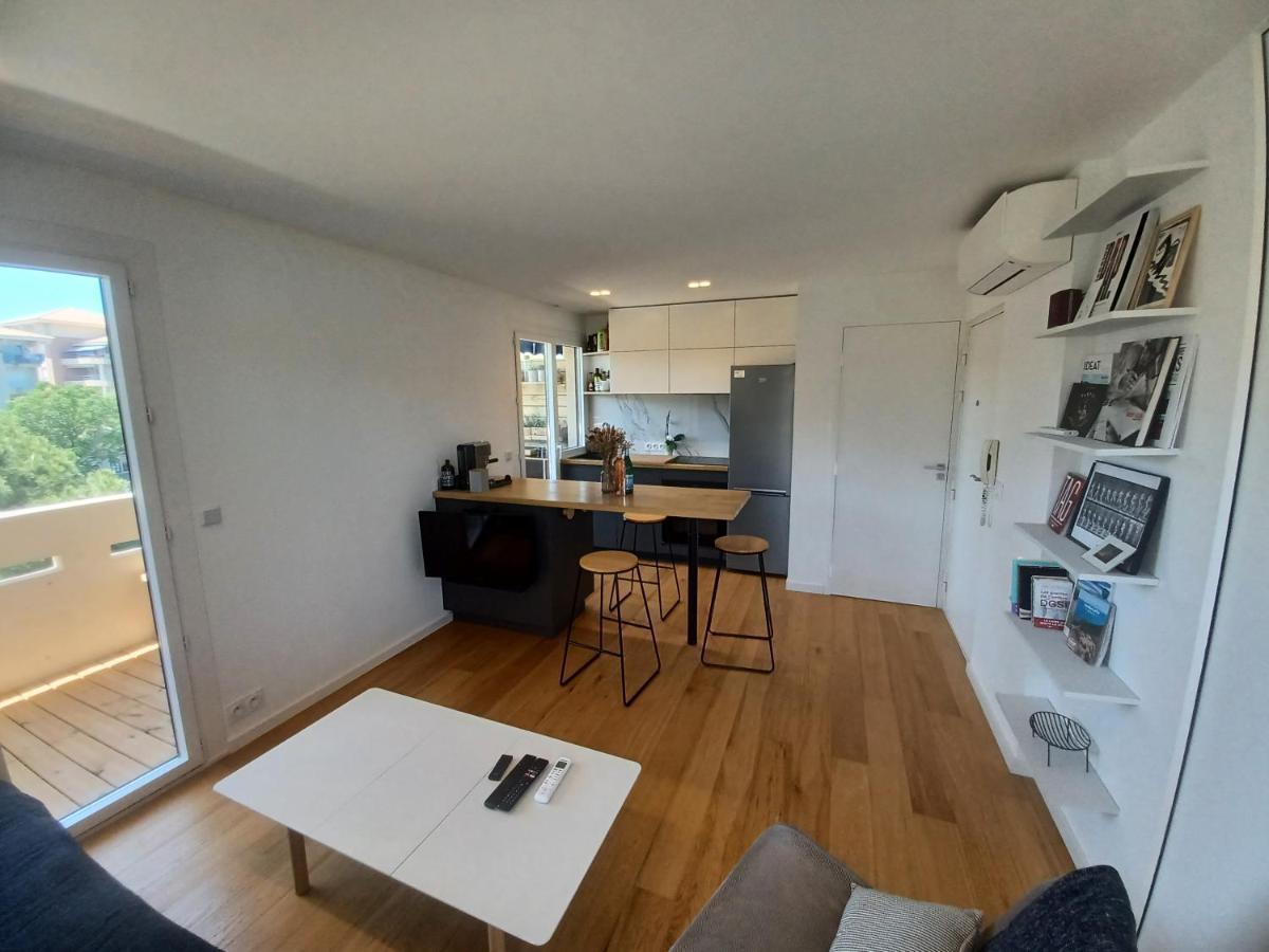 Superbe appartement à 100m de la mer, et à coté de la base nature Fréjus Exterior foto